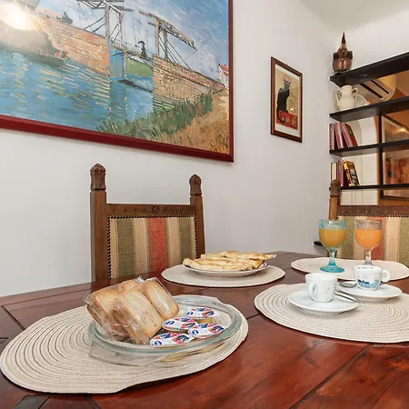 Ethnic A Few Steps To Colombo House And Brignole Train Station Habitación en casa particular